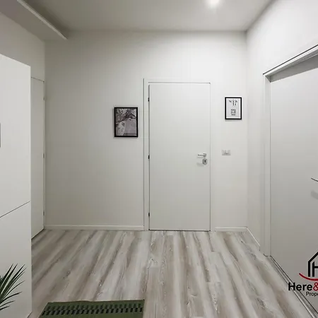 Comfort - Airport 5min - Ac - Smart Tv Apartamento
